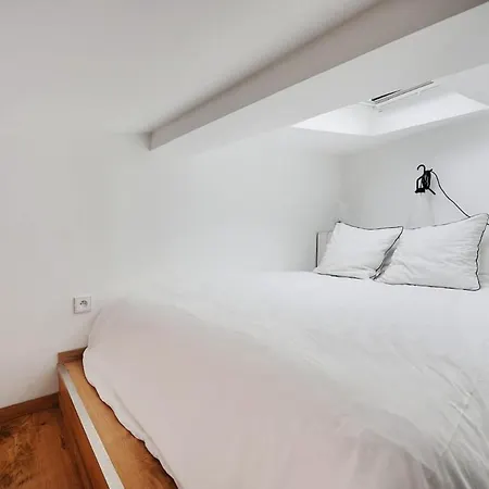 Charming With View - Montmartre District Párizs