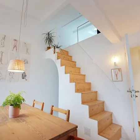 Apartament Charming With View - Montmartre District *